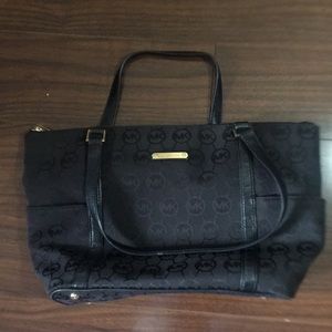 MK purse
